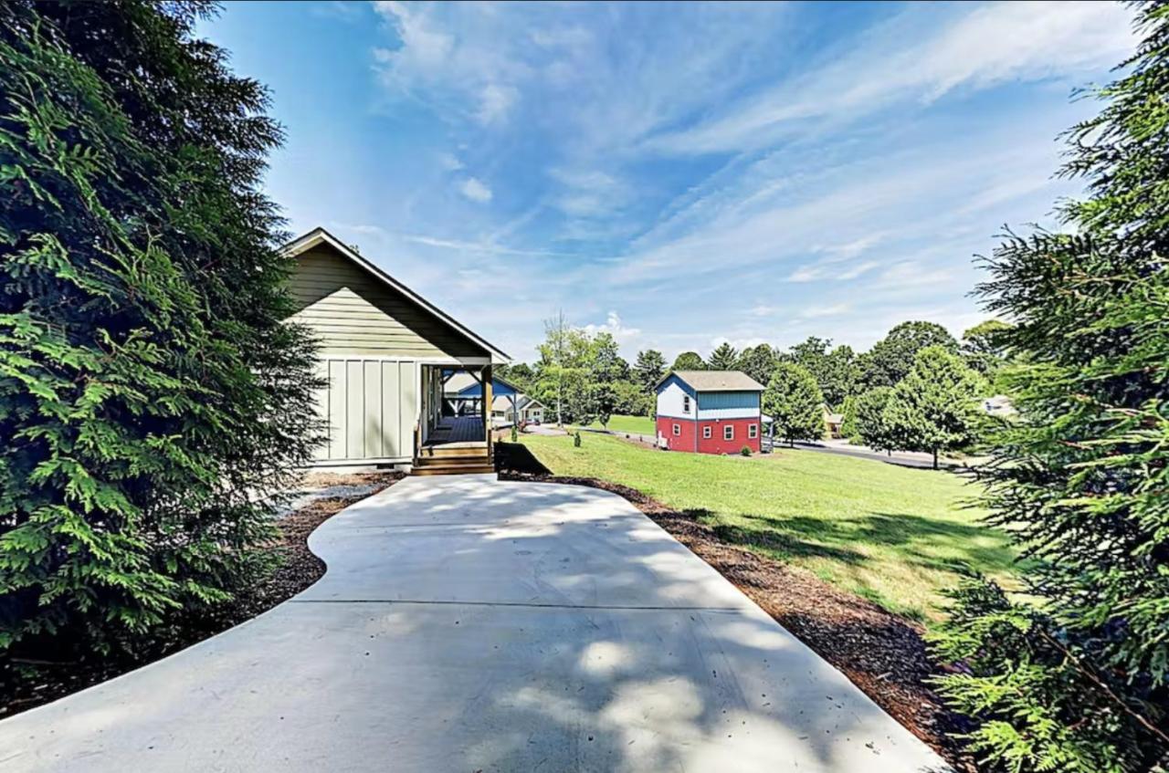 Dogwood Blossom Cottage Эшвилл Экстерьер фото